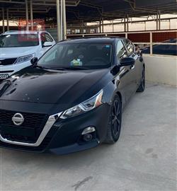 نيسان ألتيما